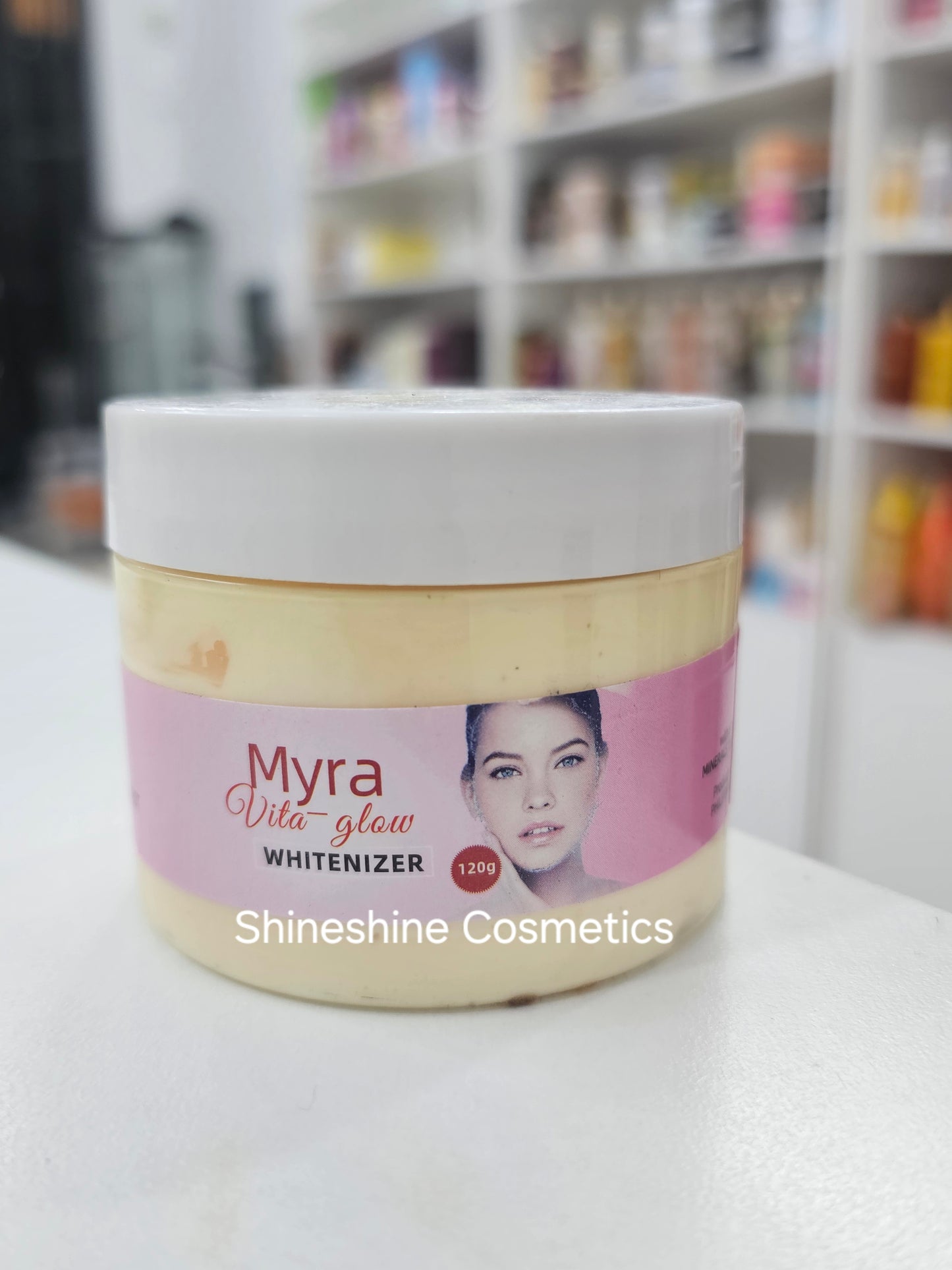 Myra Vita Glow Whitenizer Face Cream